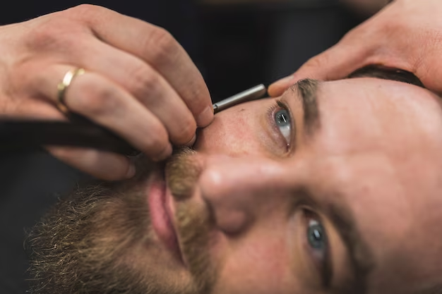 Expert men's eyebrow threading services for a polished look